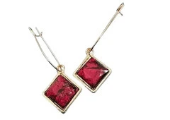 NWOT Pretty Red Color Dangling Earrings